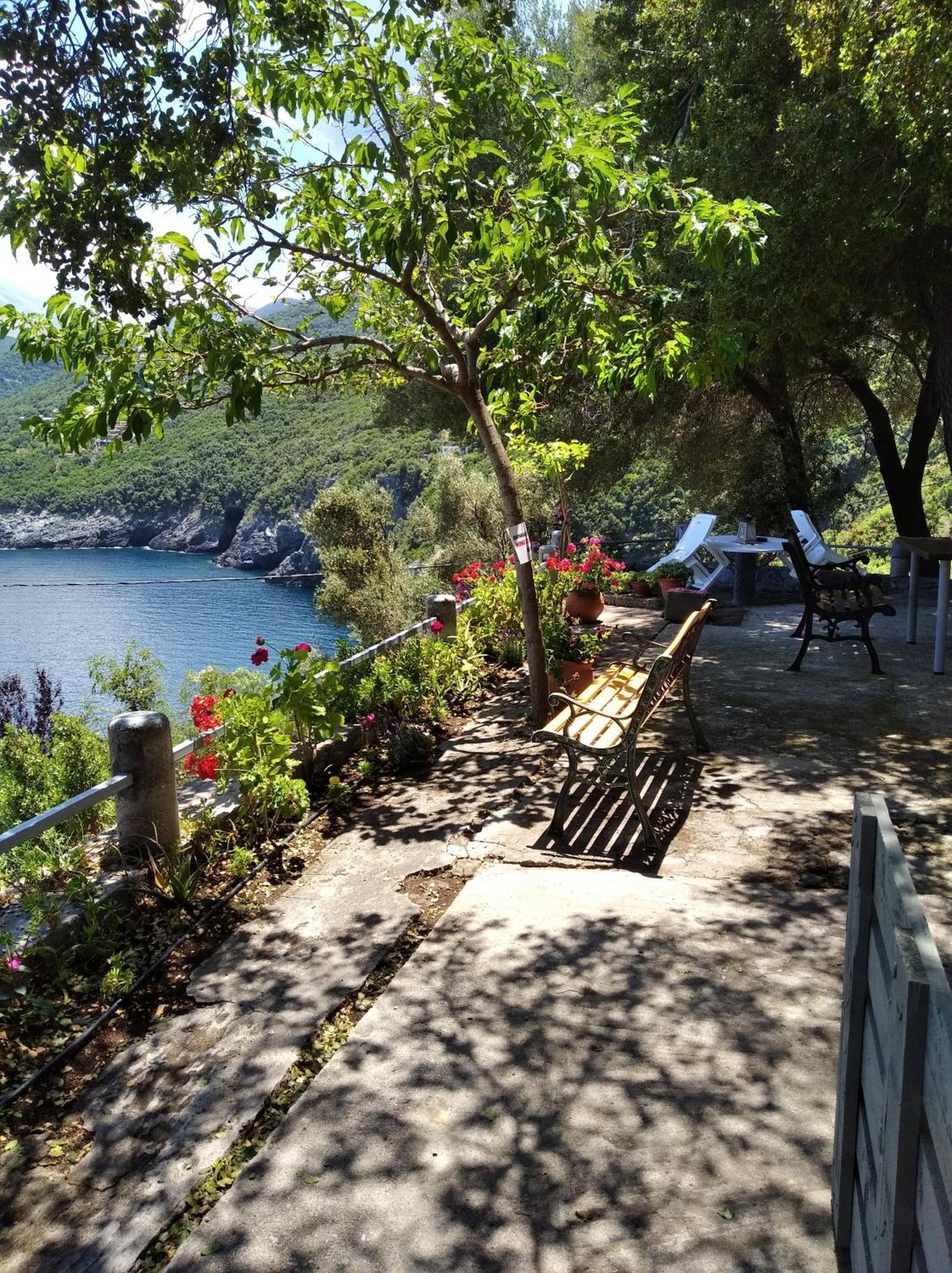 Andreas' House #Dialiskari4# Apartment Limnionas  Exterior photo